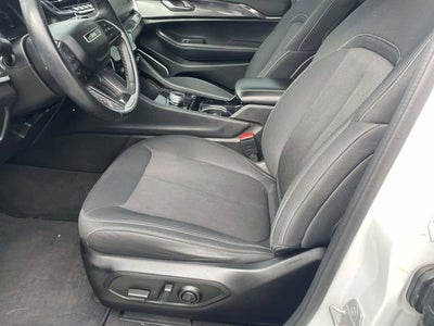 2021 Jeep Grand Cherokee L Laredo