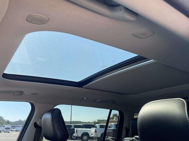 2022 Jeep Grand Cherokee L Limited 4x2