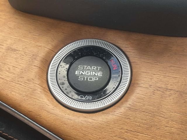 2023 Jeep Grand Cherokee L Summit Reserve 4x4