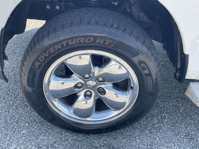 2019 RAM 1500 Classic SLT Crew Cab 4x4 6'4" Box