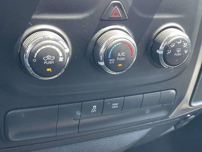 2019 RAM 1500 Classic SLT Crew Cab 4x4 6'4" Box