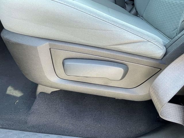 2019 RAM 1500 Classic SLT Crew Cab 4x4 6'4" Box