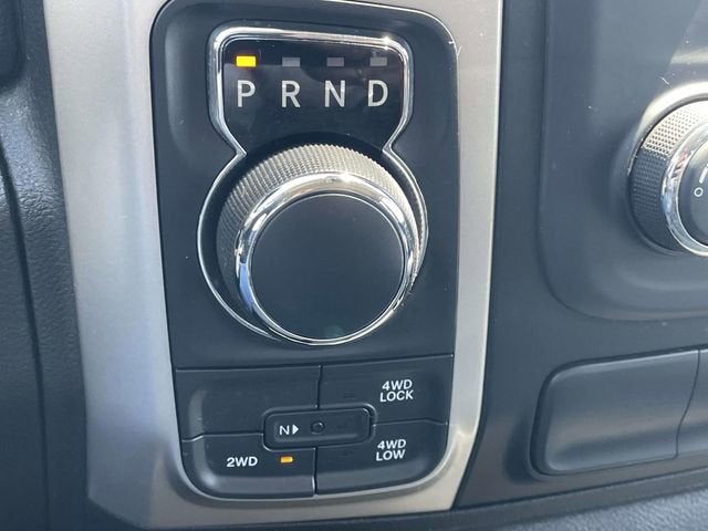 2019 RAM 1500 Classic SLT Crew Cab 4x4 6'4" Box