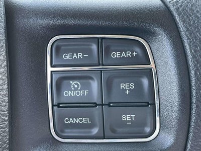 2019 RAM 1500 Classic SLT Crew Cab 4x4 6'4" Box