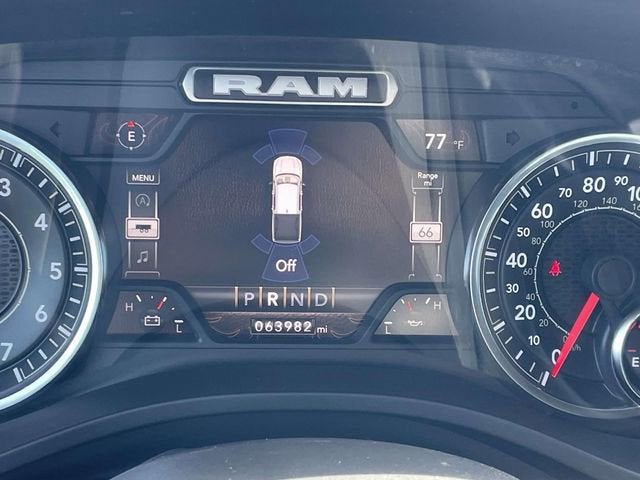 2023 RAM 1500 Big Horn Crew Cab 4x4 5'7" Box