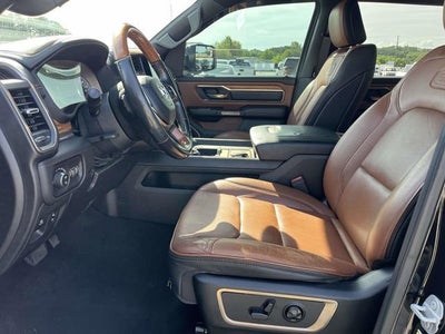 2019 RAM 1500 Longhorn Crew Cab 4x4 5'7" Box