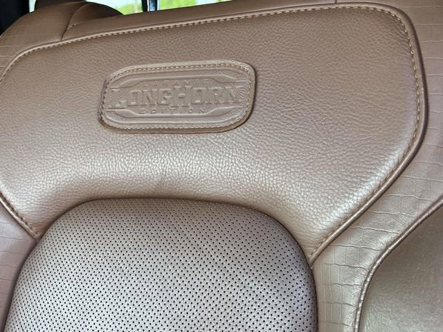 2019 RAM 1500 Longhorn Crew Cab 4x4 5'7" Box