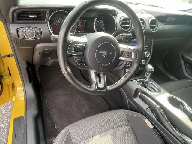 2015 Ford Mustang V6