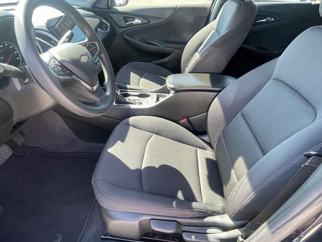 2023 Chevrolet Malibu LS