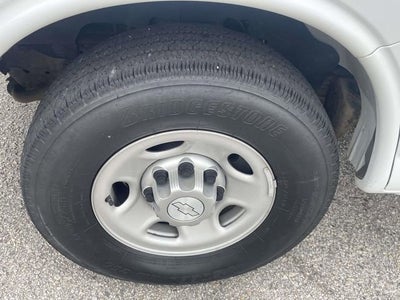 2017 Chevrolet Express Passenger 2500 LS