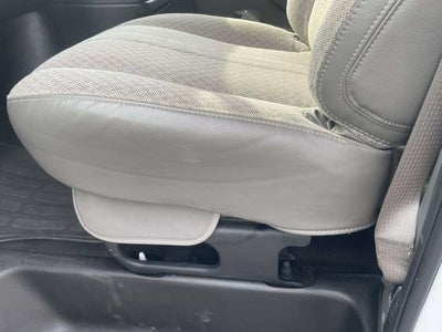 2025 Chevrolet Express Passenger 1LT
