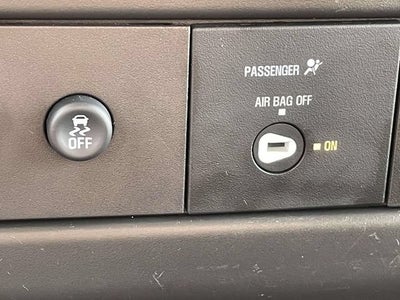 2025 Chevrolet Express Passenger 1LT