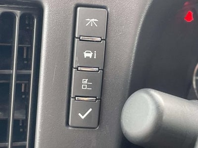 2025 Chevrolet Express Passenger 1LT