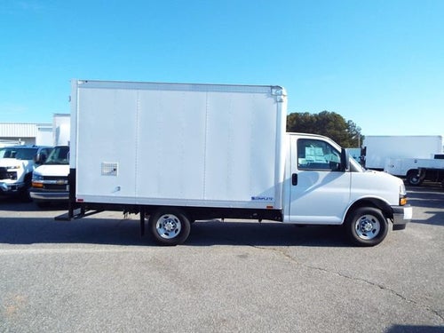 2024 Chevrolet Express Cutaway 3500 1WT