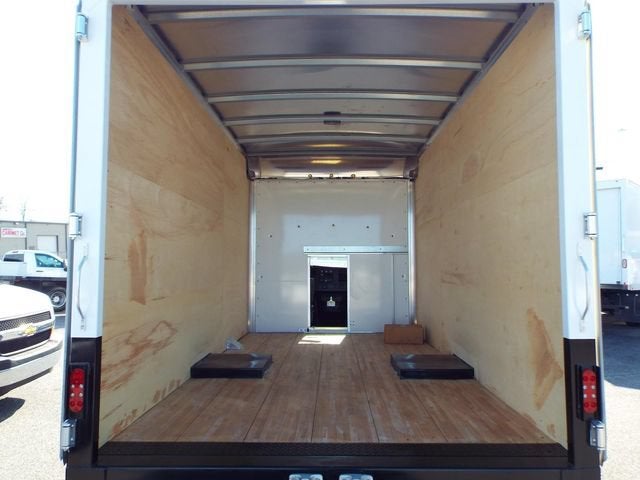2024 Chevrolet Express Cutaway 3500 1WT