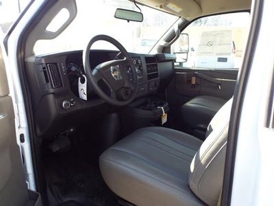 2024 Chevrolet Express Cutaway 3500 1WT