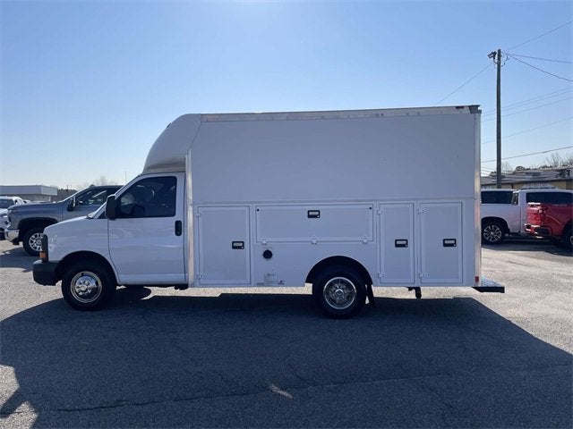 2015 Chevrolet Express Cutaway 3500 CUTWAY