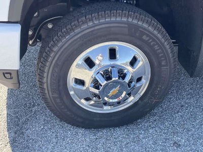 2026 Chevrolet Silverado 3500 HD High Country DRW