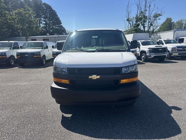 2026 Chevrolet Express Cargo 1WT