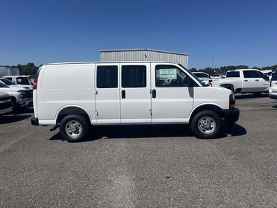 2026 Chevrolet Express Cargo 1WT