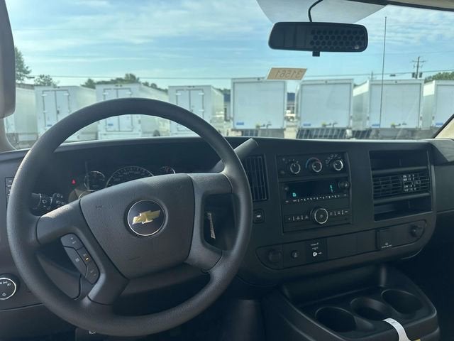 2026 Chevrolet Express Cargo 1WT