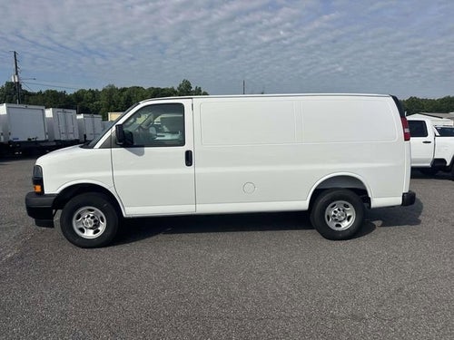 2026 Chevrolet Express Cargo 1WT