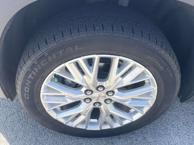 2024 GMC Acadia Elevation