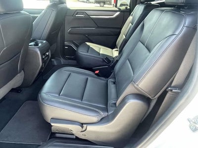2024 GMC Acadia Elevation