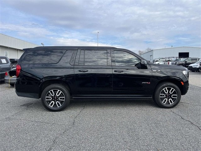 2023 GMC Yukon XL AT4