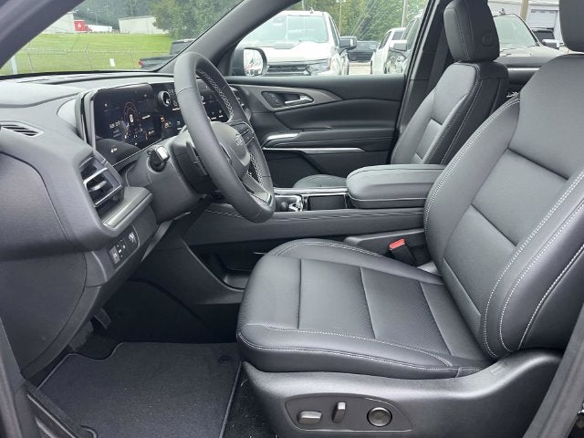 2027 Chevrolet Traverse LT - Photo 11