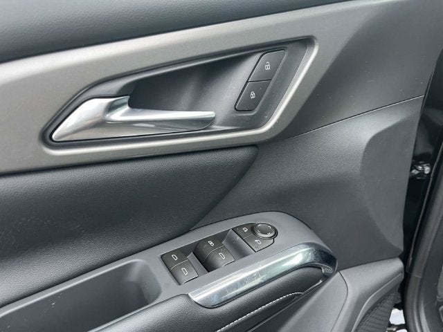 2027 Chevrolet Traverse LT - Photo 12
