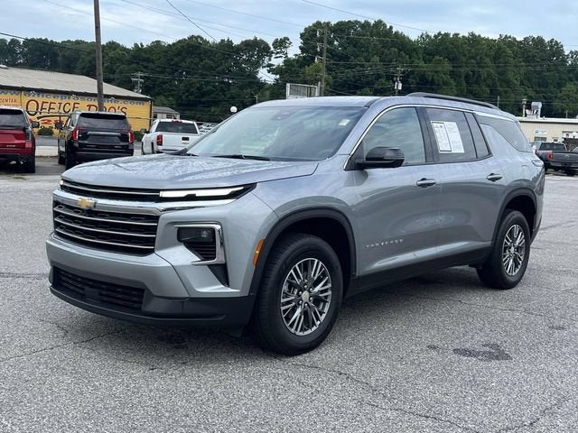 2024 Chevrolet Traverse LT