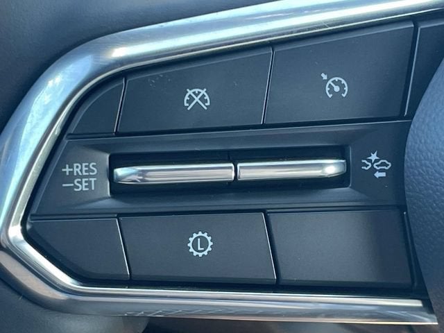 2027 Chevrolet Traverse LT - Photo 14