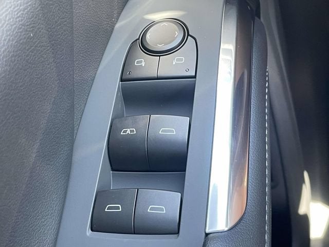 2027 Chevrolet Traverse LT - Photo 15