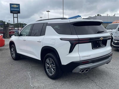 2024 Chevrolet Traverse LT