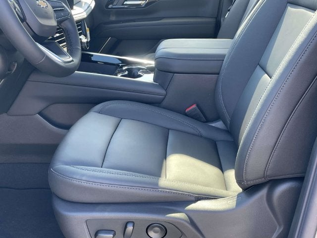 2027 Chevrolet Suburban LT - Photo 12