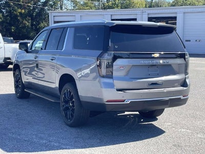2027 Chevrolet Suburban LT