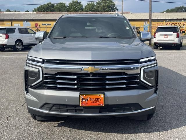 2025 Chevrolet Suburban LT