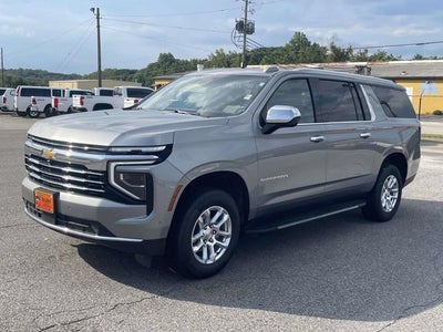 2025 Chevrolet Suburban LT