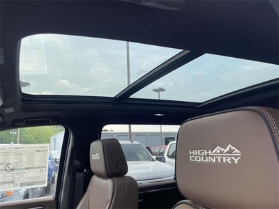 2025 Chevrolet Suburban High Country