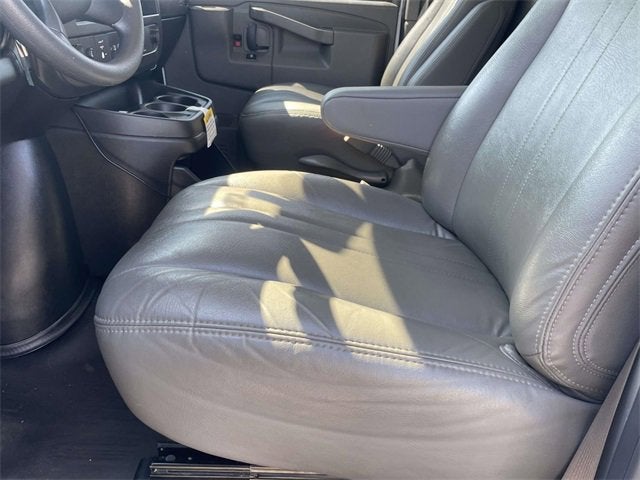 2024 GMC Savana Cargo 2500 Work Van