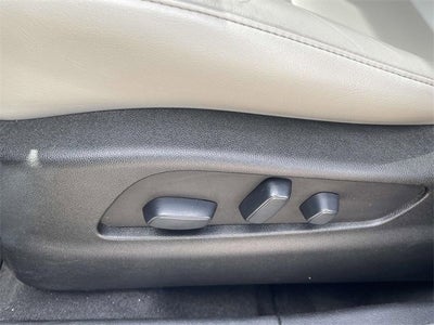 2021 Cadillac XT4 Premium Luxury