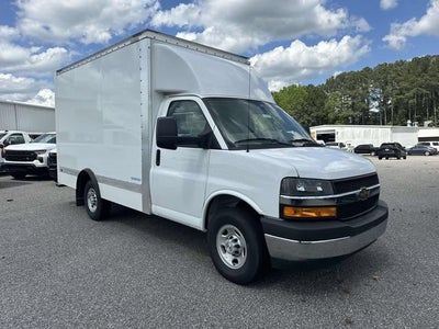 2024 Chevrolet Express Cutaway 3500 1WT
