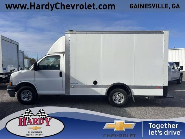 2024 Chevrolet Express Cutaway 3500 1WT
