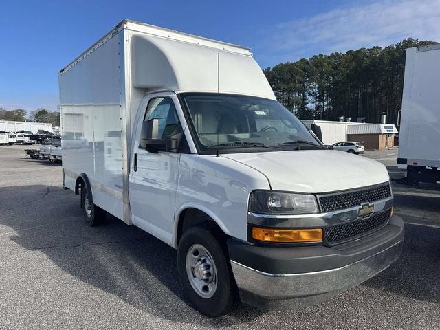 2024 Chevrolet Express Cutaway 3500 1WT