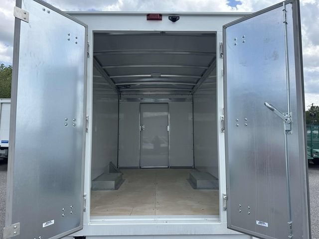 2024 Chevrolet Express Cutaway 3500 1WT