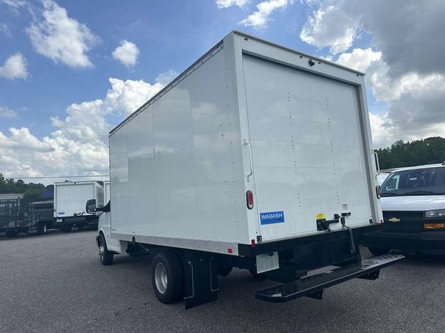 2024 Chevrolet Express Cutaway 3500 1WT