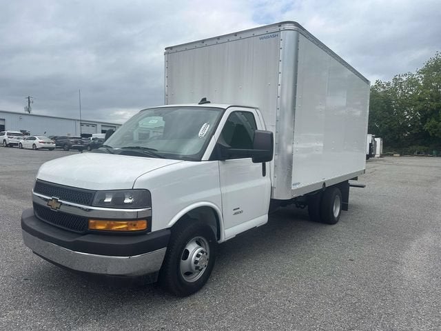 2024 Chevrolet Express Cutaway 4500 2WT