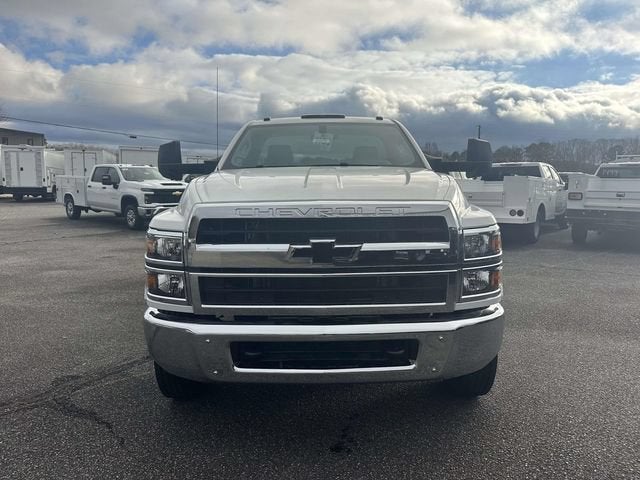 2024 Chevrolet Silverado 5500 HD Work Truck