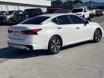 2021 Nissan Altima SV FWD